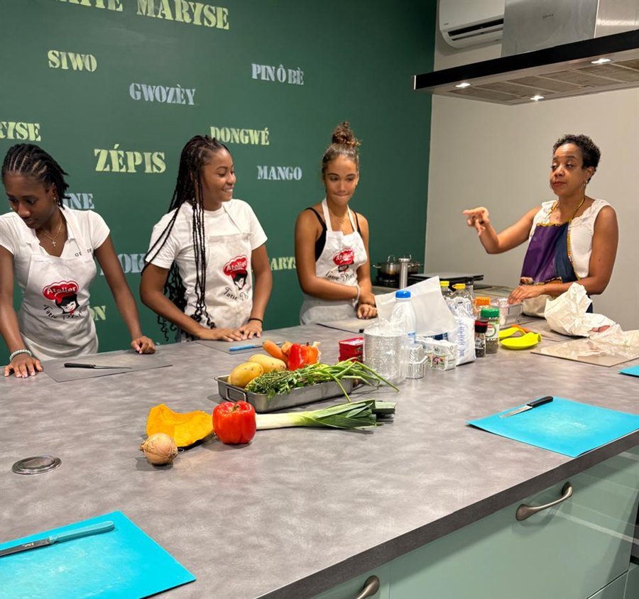 Atelier cuisine créole avec les jeunes sportives